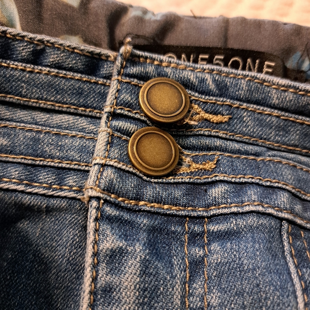 One 5 One Crop Jeans - Picture 7 of 11